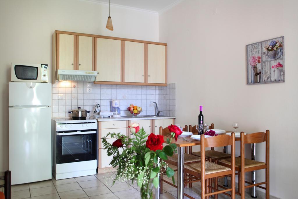 Apartments Avra Kalligoni Habitación foto